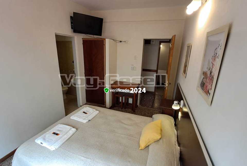 Alquilo Hotel Boiano en Villa Gesell zona  a 300 Mts de la Playa