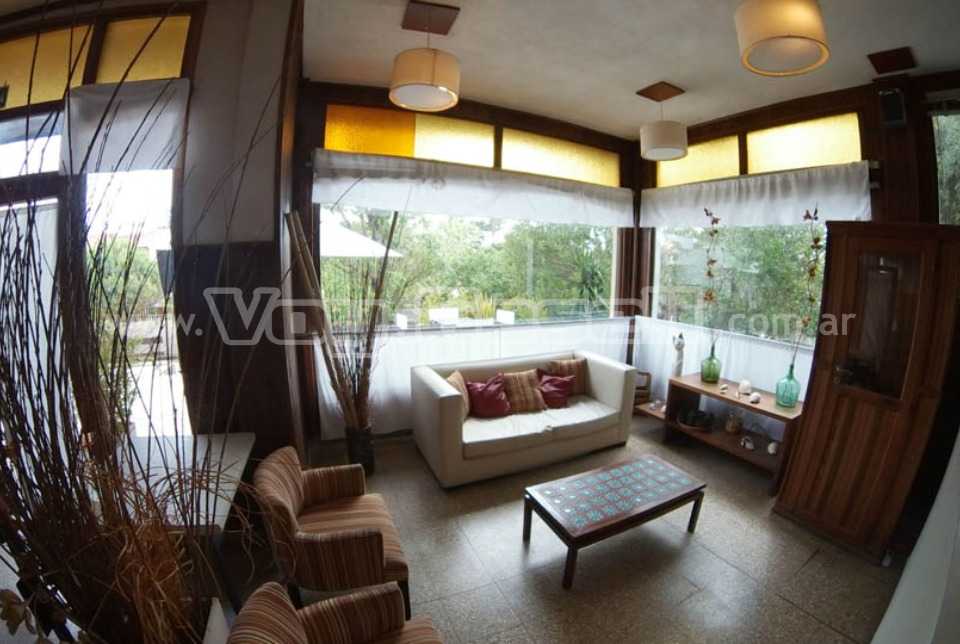 Alquilo Hostería Costa Azul en Villa Gesell zona  a 250 Mts de la Playa 