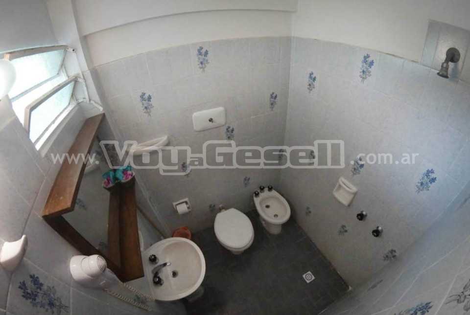 Alquilo Hostería Costa Azul en Villa Gesell zona  a 250 Mts de la Playa