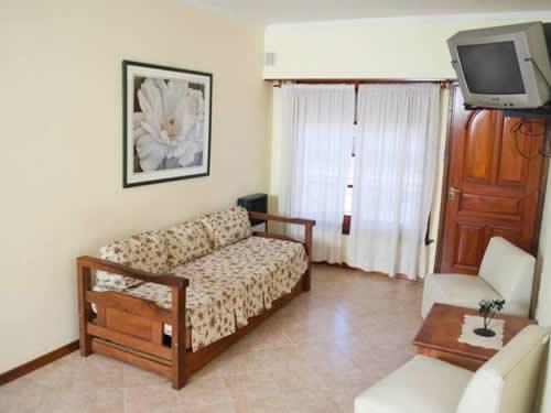 Alquilo Departamentos Casa Magna en Villa Gesell zona  a 100 Mts de la Playa 