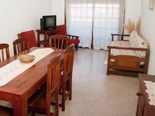 Alquilo Departamentos Casa Magna en Villa Gesell zona  a 100 Mts de la Playa 