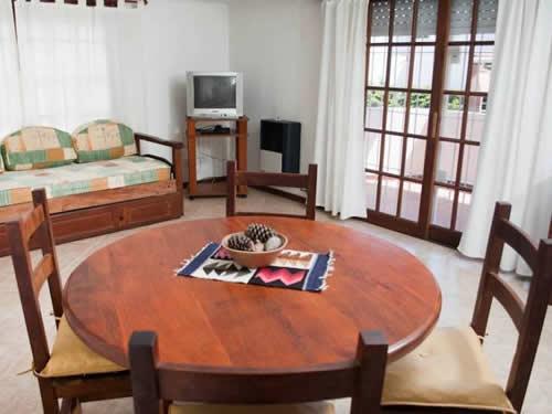 Alquilo Departamentos Casa Magna en Villa Gesell zona  a 100 Mts de la Playa