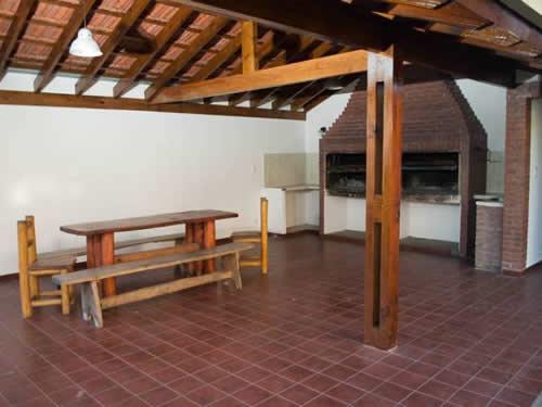 Alquilo Departamentos Casa Magna en Villa Gesell zona  a 100 Mts de la Playa