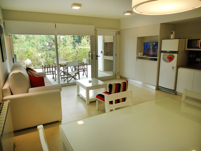 Alquilo Departamentos Clari del Mar en Villa Gesell zona  a 150 Mts de la Playa