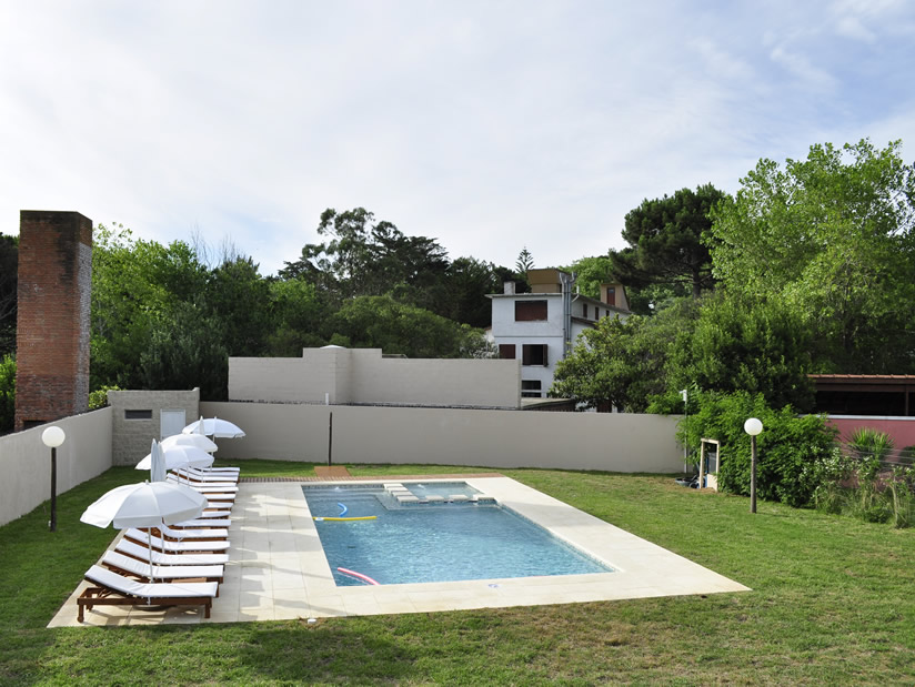 Alquilo Departamentos Clari del Mar en Villa Gesell zona  a 150 Mts de la Playa