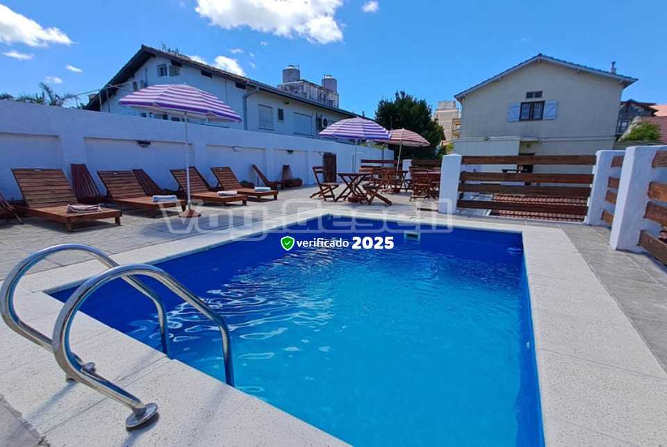 Alquilo Hotel Hotel Helvetica en Villa Gesell zona  a 100 mts de la Playa 