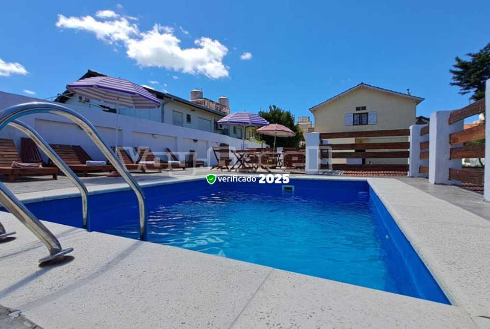 Alquilo Hotel Hotel Helvetica en Villa Gesell zona  a 100 mts de la Playa 