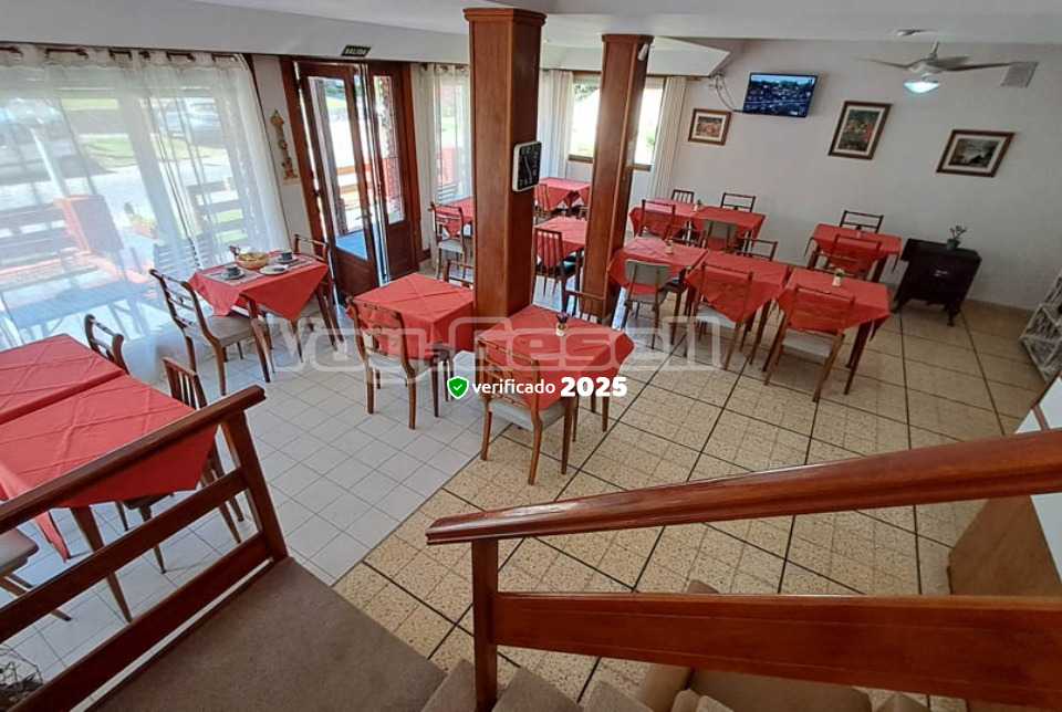 Alquilo Hotel Hotel Helvetica en Villa Gesell zona  a 100 mts de la Playa