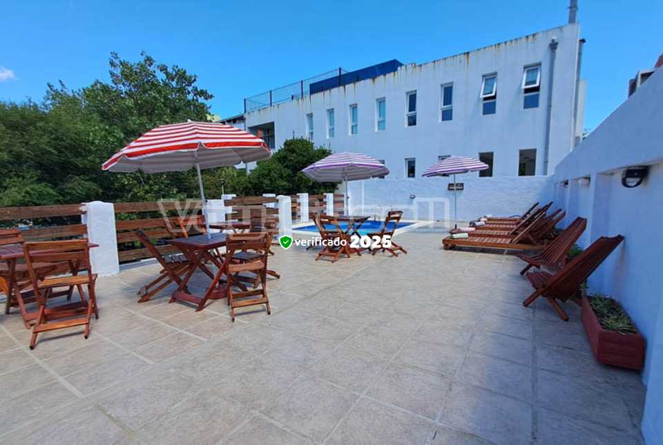 Alquilo Hotel Hotel Helvetica en Villa Gesell zona  a 100 mts de la Playa 