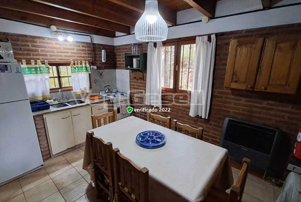 Alquilo Complejo de Cabañas Poetas del Bosque en Mar Azul zona  a 500 mts de la Playa