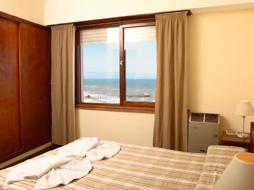 Alquilo Apart Hotel Torre del Sol en Villa Gesell zona  a 20 Mts de la Playa
