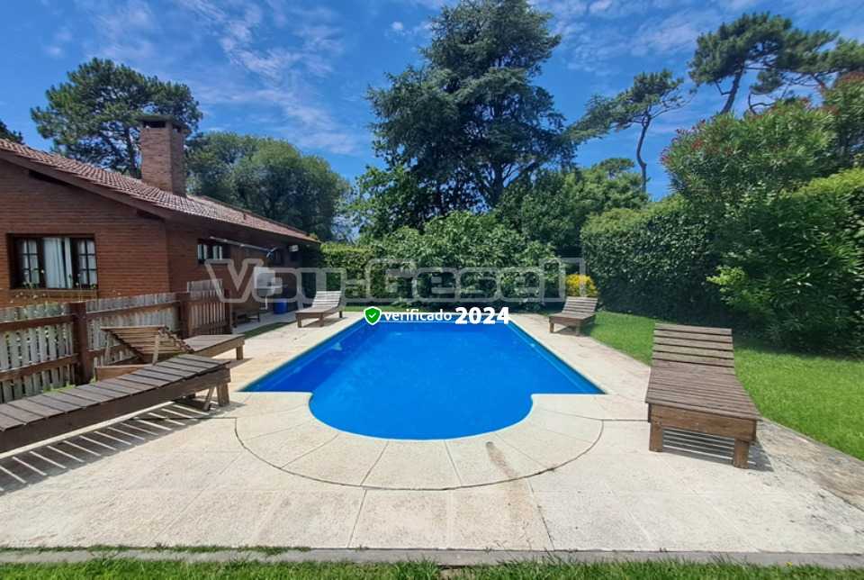 Alegrina - Chalet en Villa Gesell