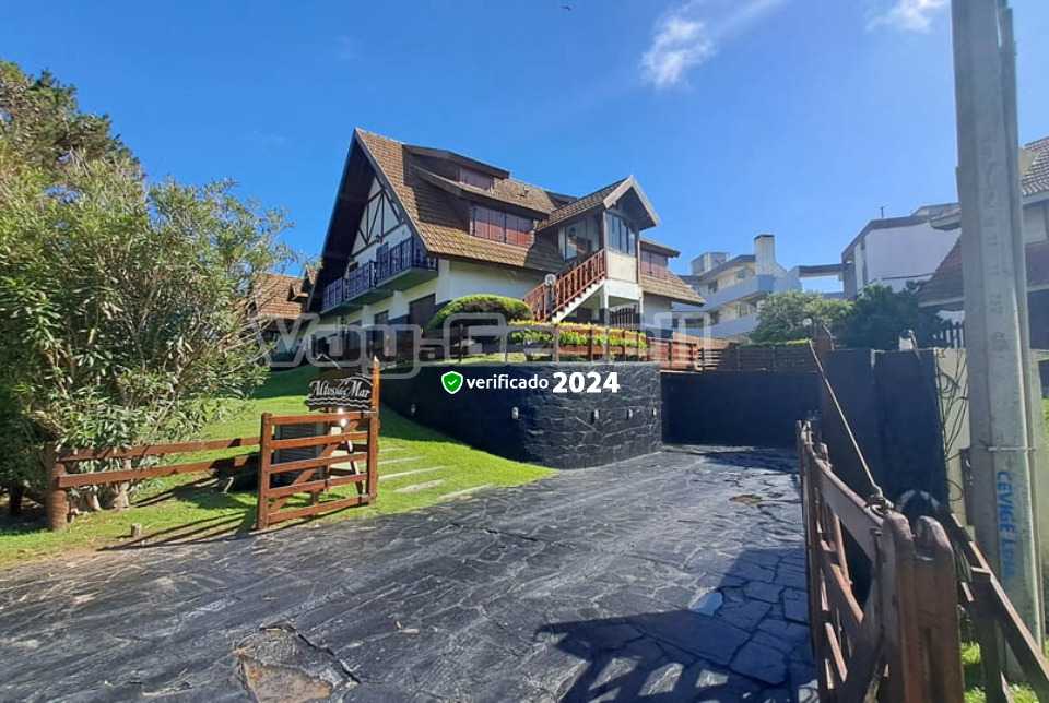 Altos del Mar triplex - Vista principal de alojamiento en Villa Gesell, Costa Atlántica Argentina