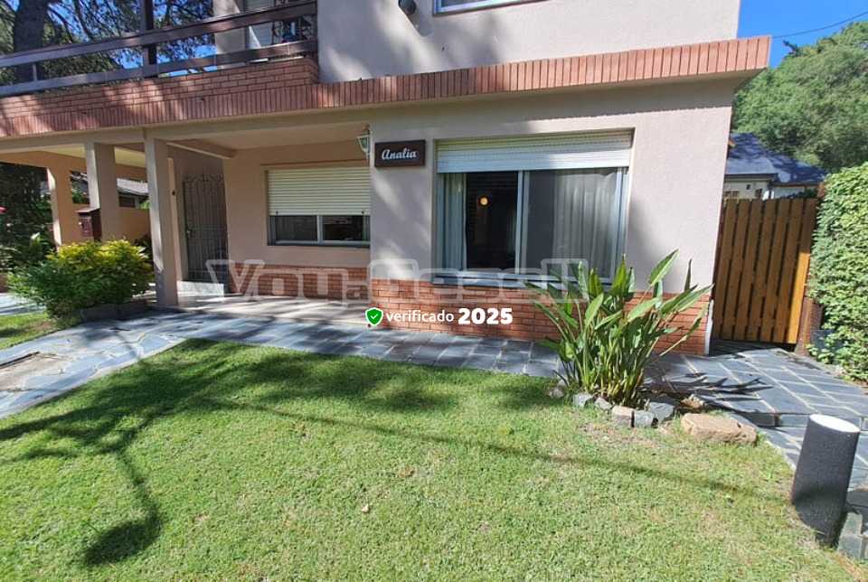 Anali - Casa en Villa Gesell