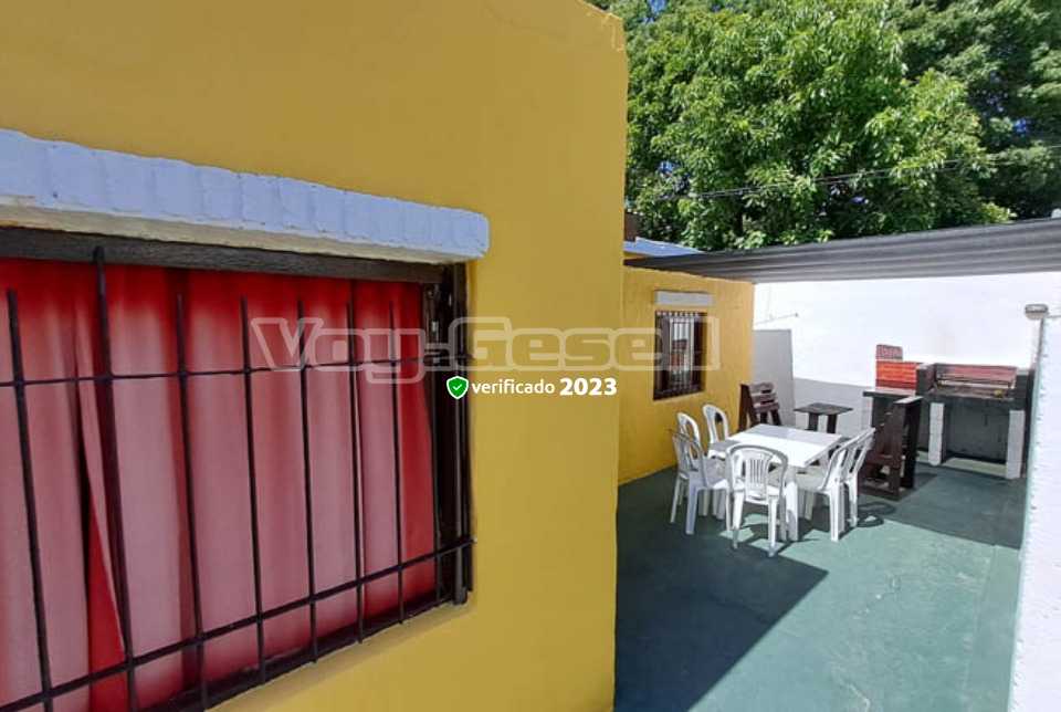 Dero 1 - Casa en Villa Gesell