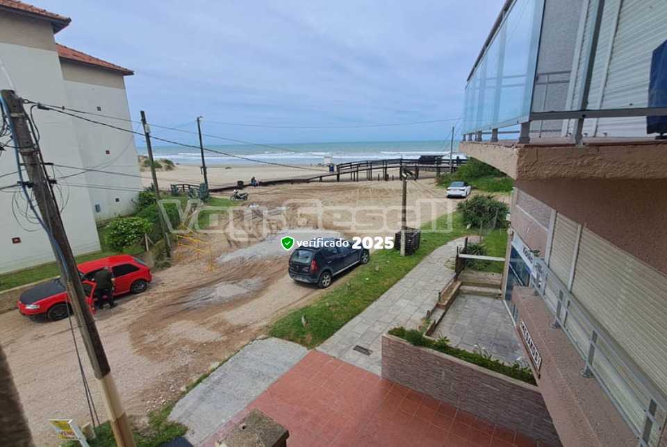Dpto 301 y playa - Vista principal de propiedad en Villa Gesell, Villa Gesell. Reservá sin comisiones.