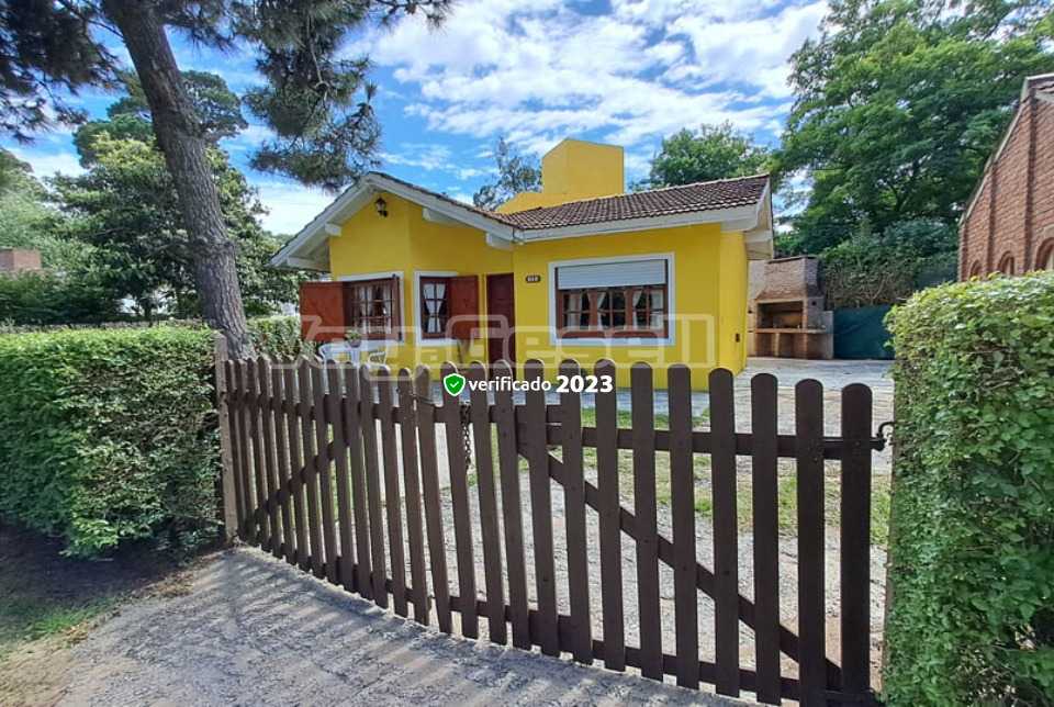 Ezequiel - Casa en Villa Gesell