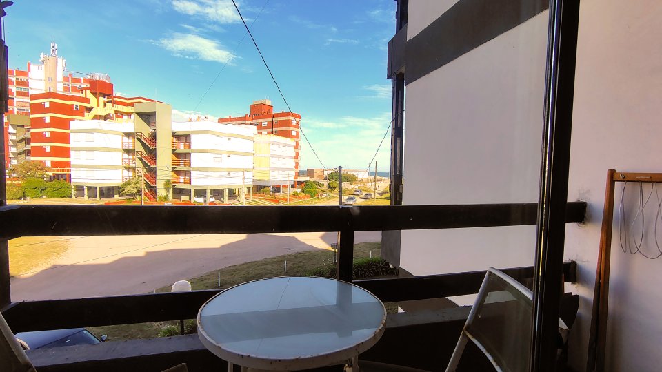 La Braña 2 depto E - Vista principal de propiedad en Villa Gesell, Villa Gesell. Reservá sin comisiones.