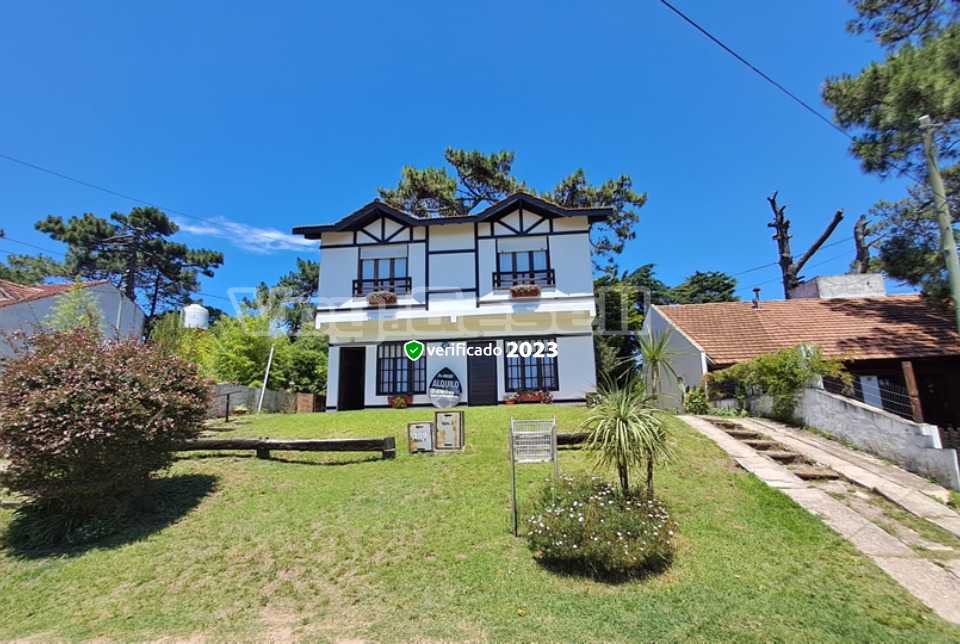 Magari - Vista principal de alojamiento en Villa Gesell, Costa Atlántica Argentina