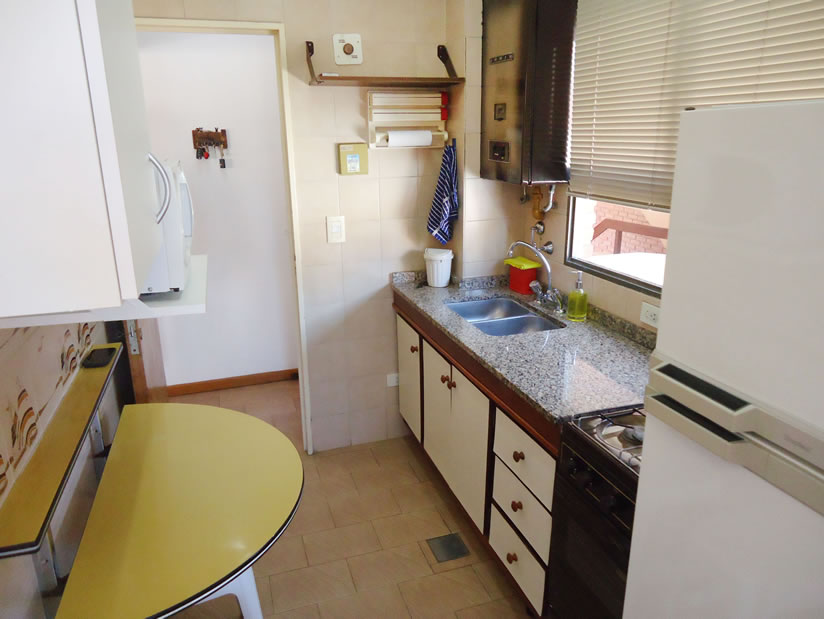 Alquilo Departamento Marlila 3 en Villa Gesell zona Centro a 200 Mts de la Playa 