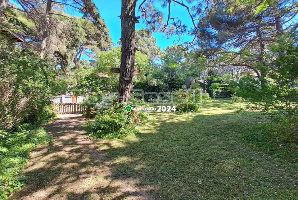 Alquilo Casa Mis Sueños en Villa Gesell zona Sur a 750 Mts de la Playa