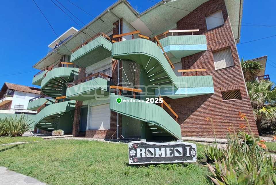 Romeo I depto 5 - Vista principal de propiedad en Villa Gesell, Villa Gesell. Reservá sin comisiones.