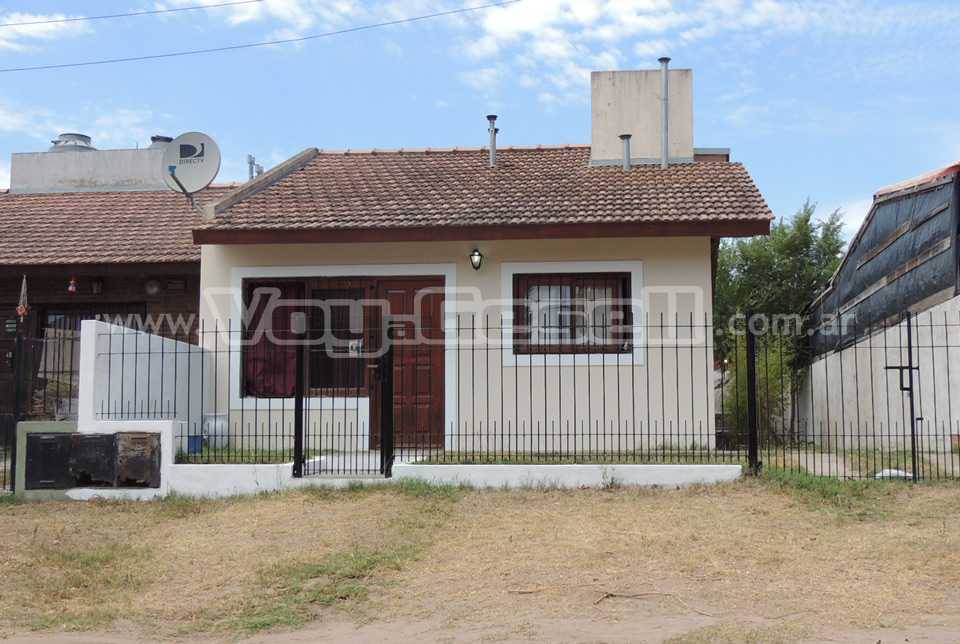 Saymon 3 - Casa en Villa Gesell