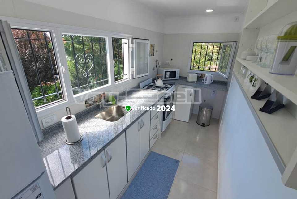 Alquilo Departamento El Sosiego en Villa Gesell zona Centro a 1700 Mts de la Playa 