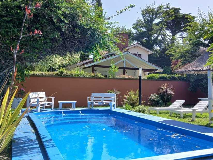 Turquesa - Casa en Villa Gesell