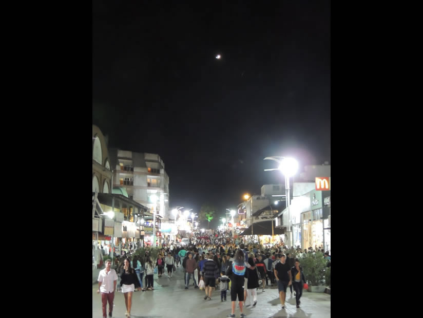 Atractivo Turistico La Avenida 3 en Villa Gesell zona 
