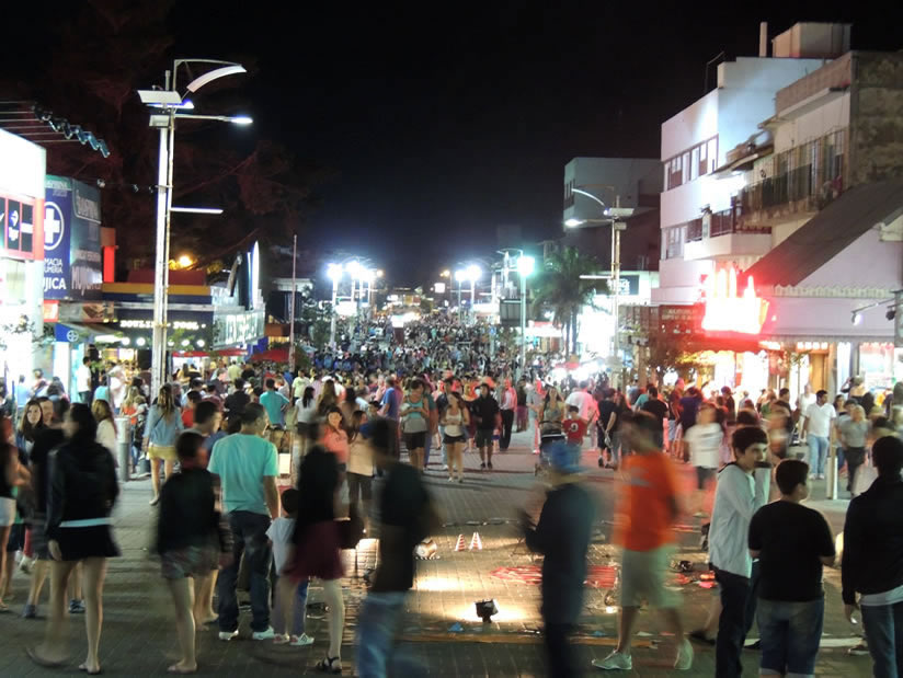 Atractivo Turistico La Avenida 3 en Villa Gesell zona 