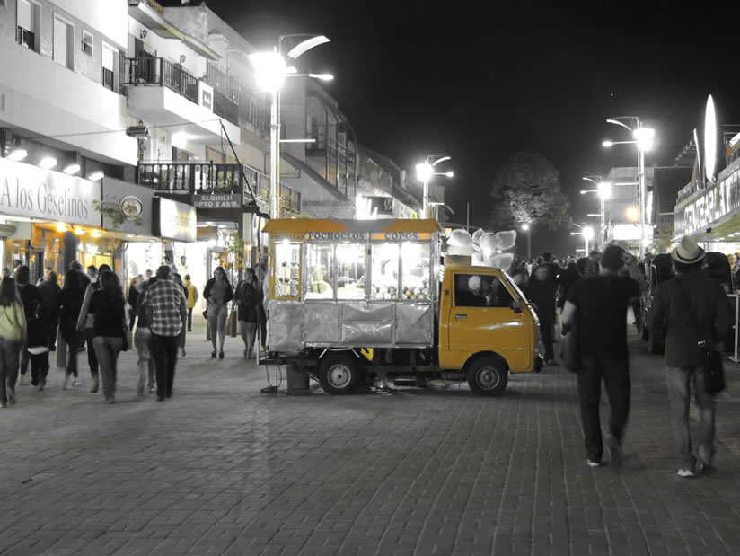 Atractivo Turistico La Avenida 3 en Villa Gesell zona  